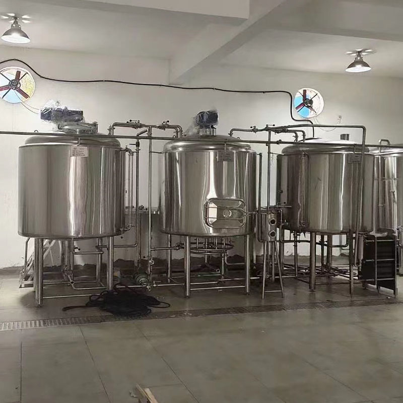 潞城精酿啤酒设备厂—如何延长精酿啤酒设备的使用寿命